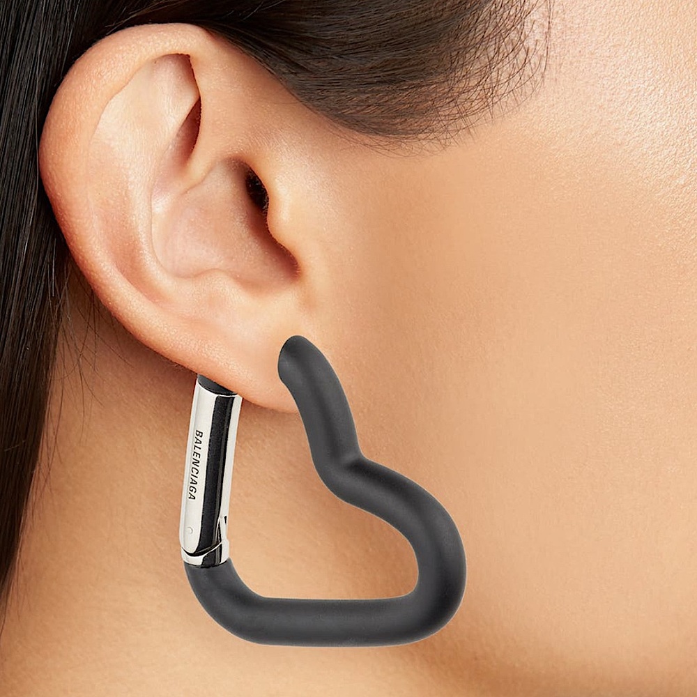 NEW🔥BALENCIAGA Love Carabiner Heart Hoop Earrings🔥 - Picture 1 of 12